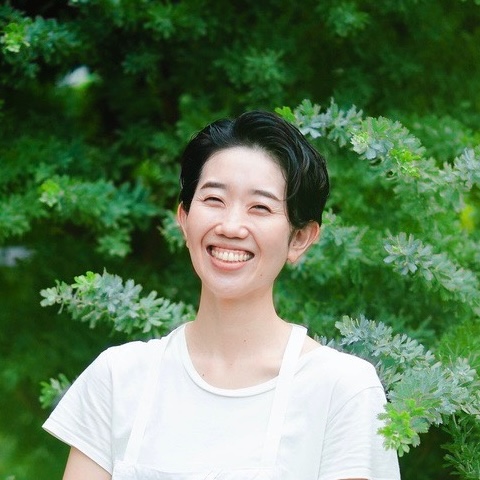 鷲尾 ひとみ
